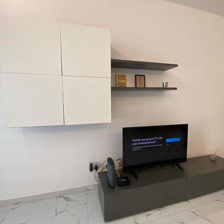 Sliema Centrally Located Apt Luaran gambar