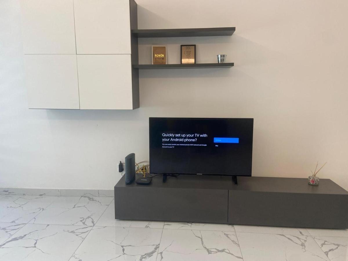 Sliema Centrally Located Apt Luaran gambar