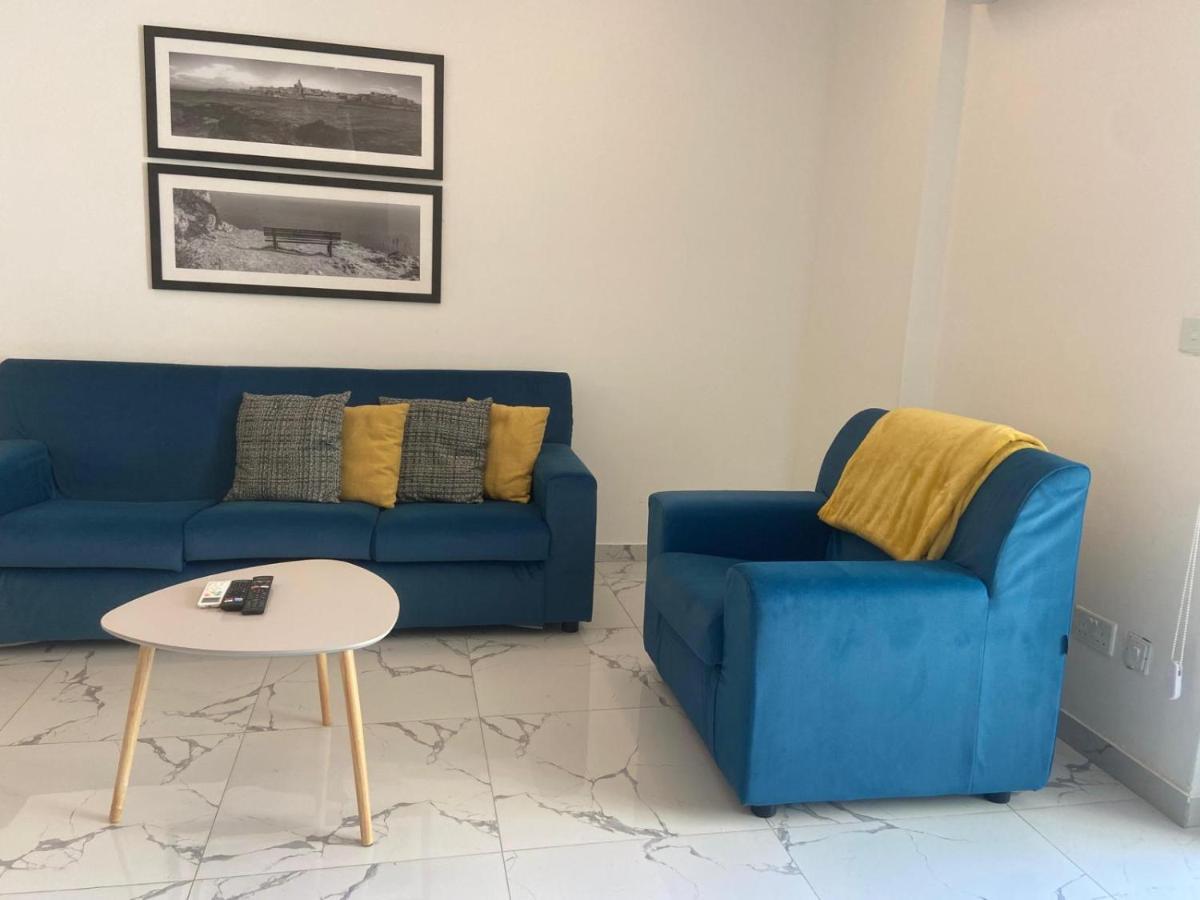 Sliema Centrally Located Apt Luaran gambar